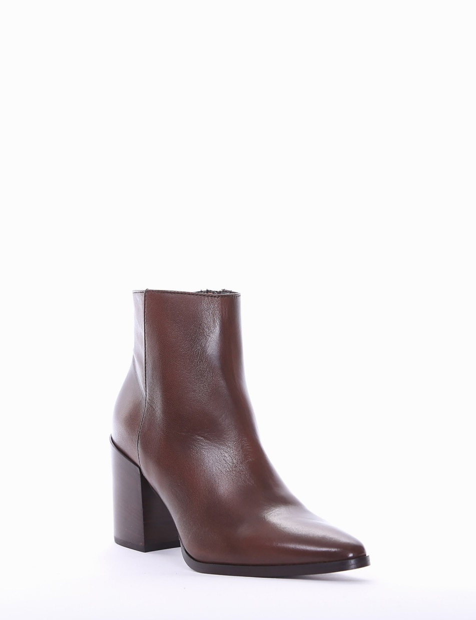 High heel ankle boots heel 8 cm brown leather