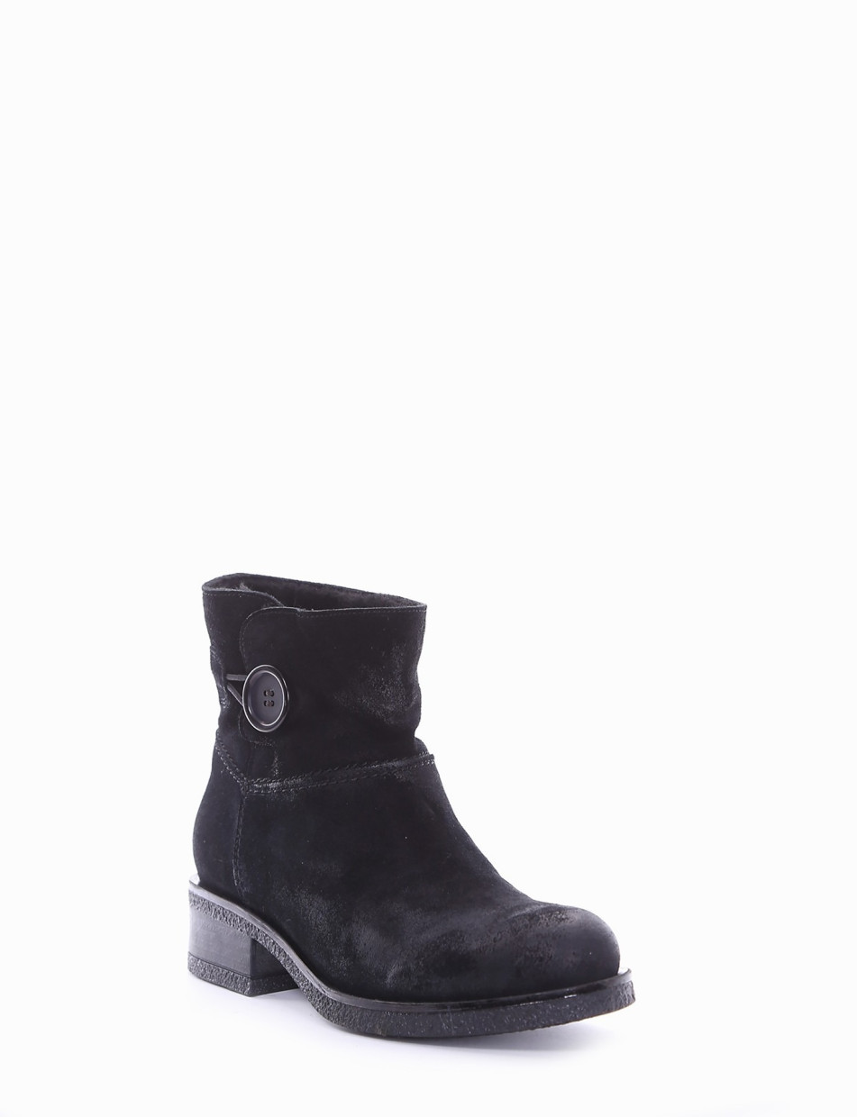 Low heel ankle boots heel 3 cm black chamois