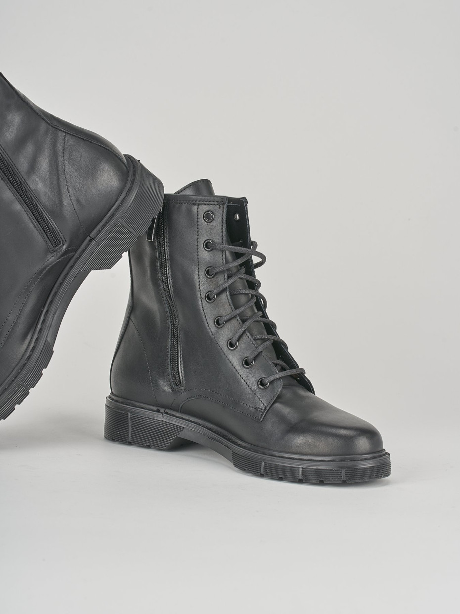 Combat boots heel 2 cm black leather