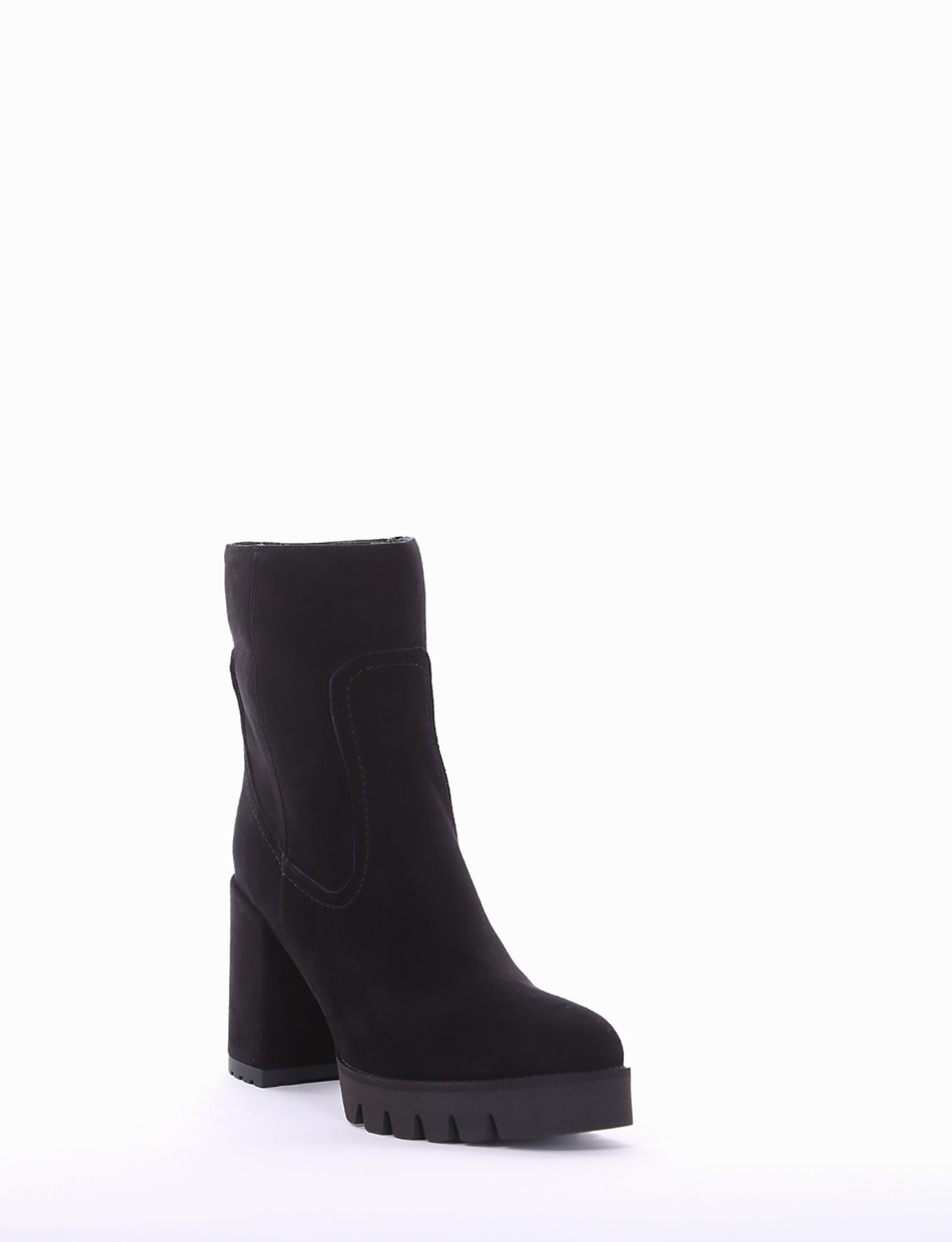 High heel ankle boots heel 7 cm black chamois