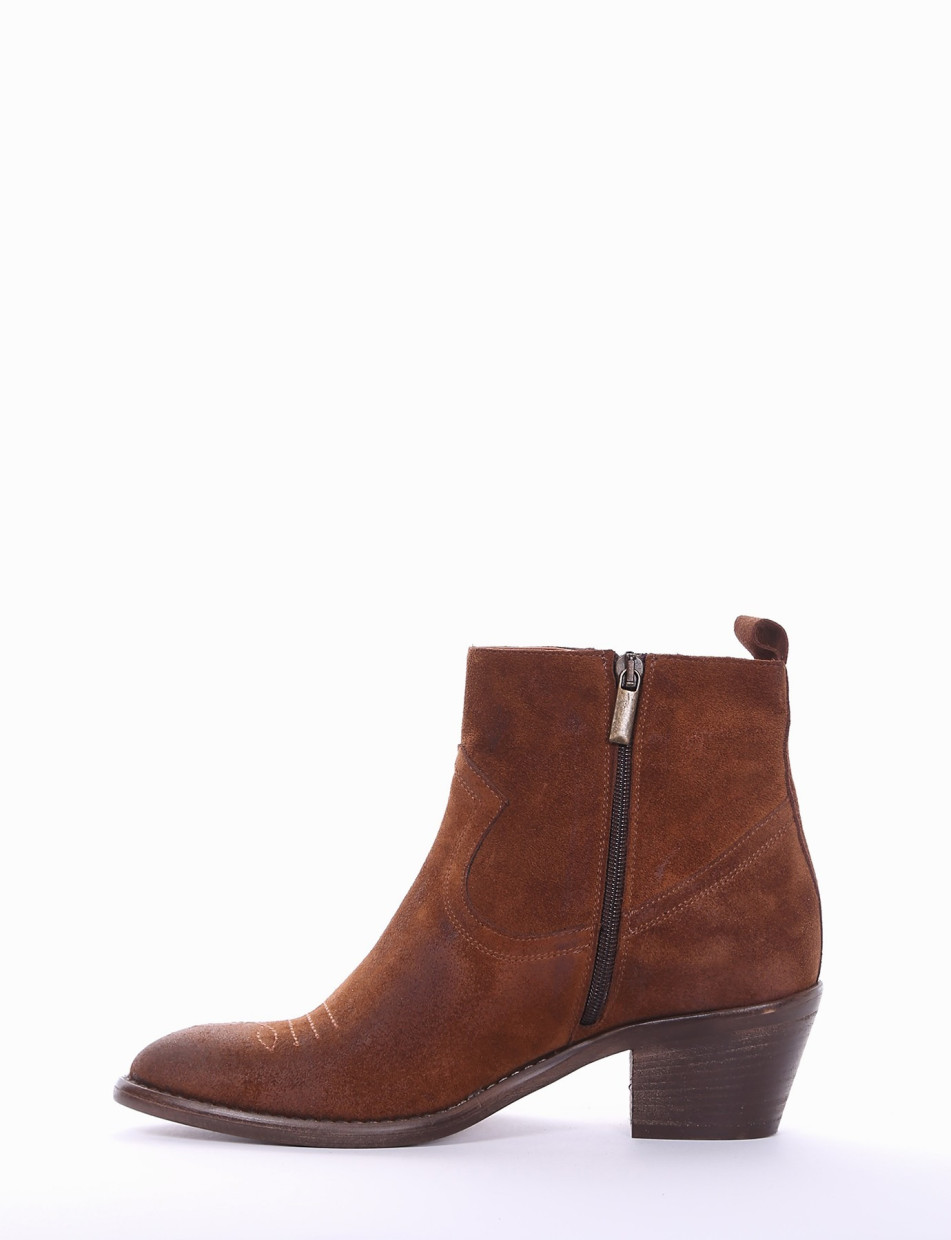 High heel ankle boots heel 5 cm brown chamois