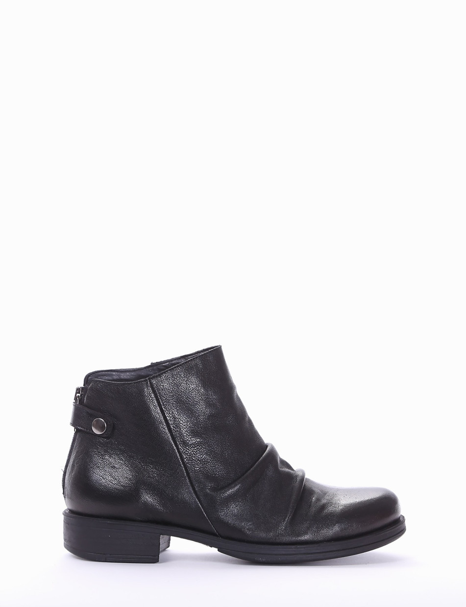 Low heel ankle boots heel 2 cm black leather