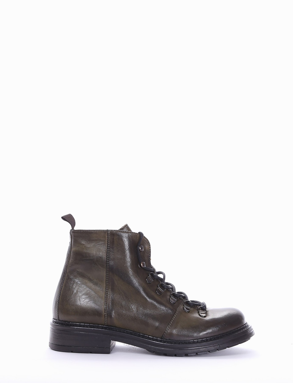 Combat boots heel 2 cm green leather