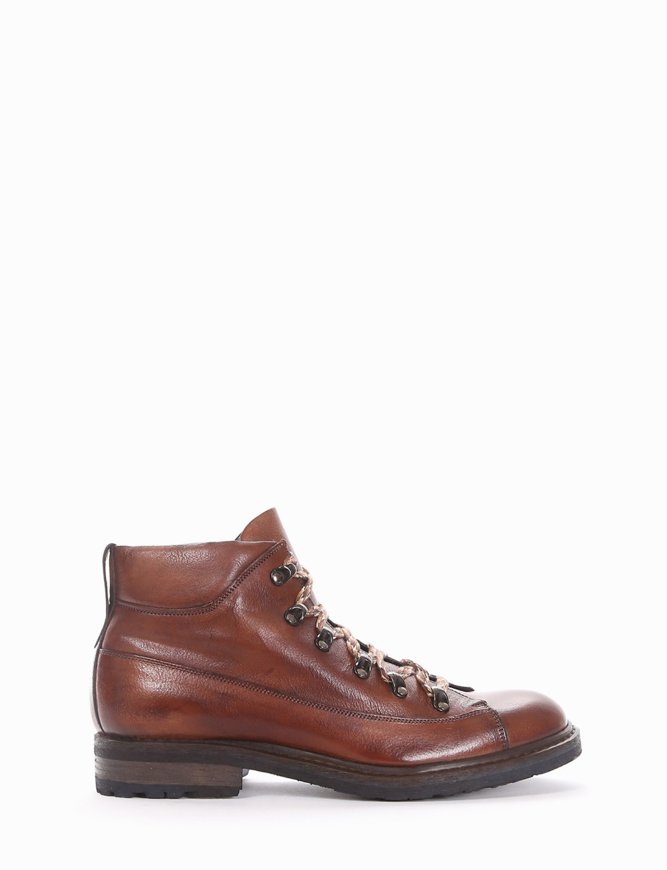 Combat boots heel 2 cm brown leather