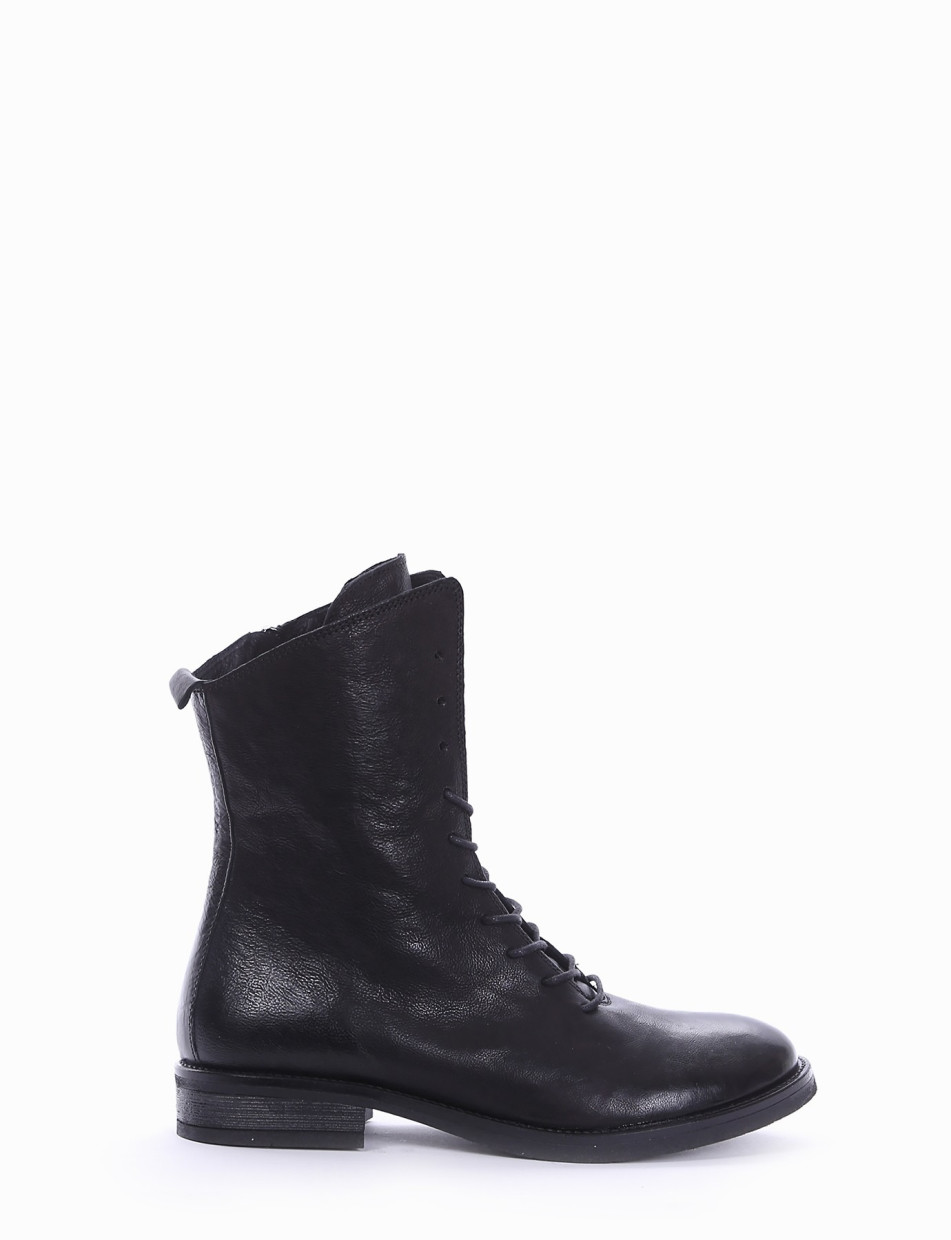 Combat boots heel 2 cm black leather