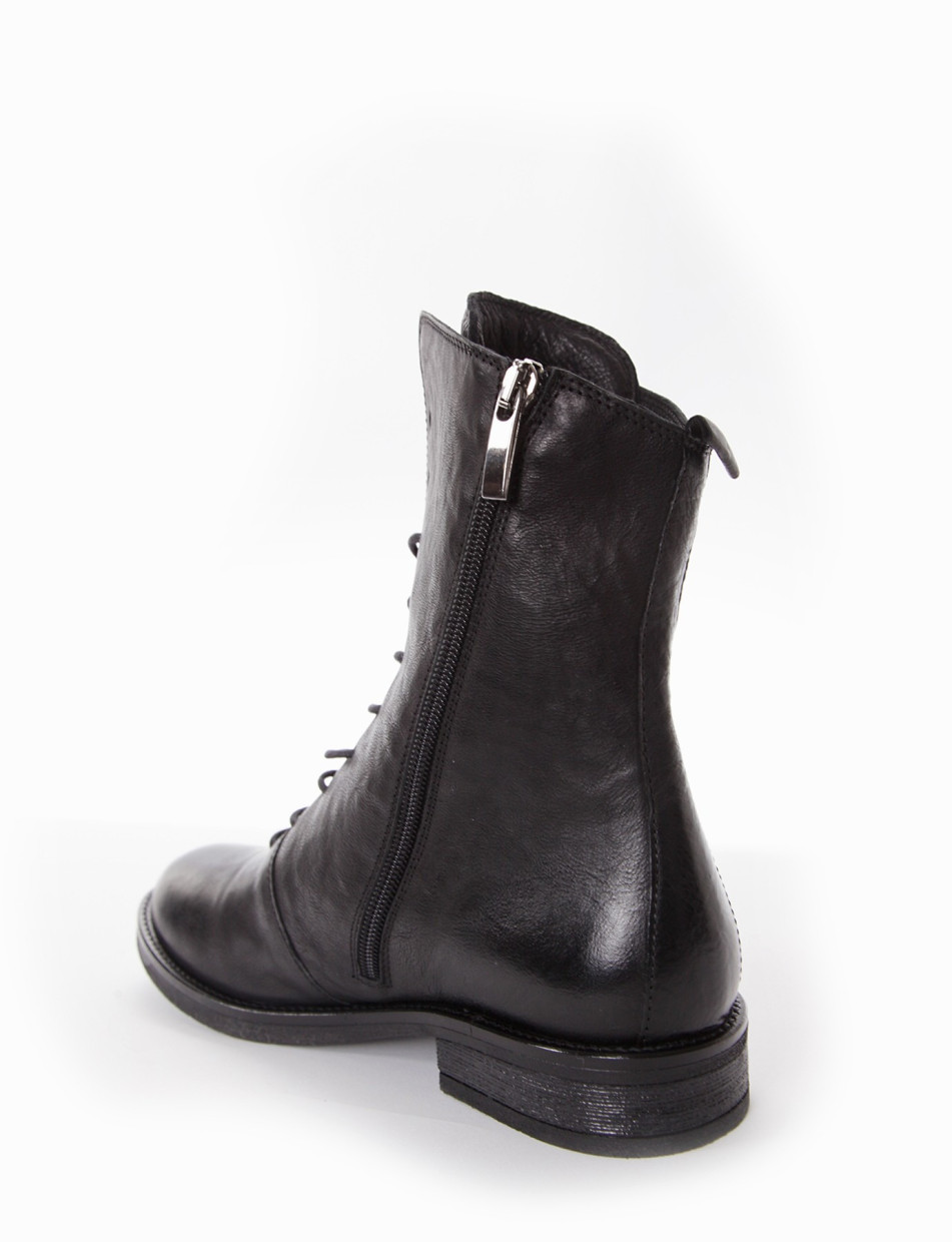 Combat boots heel 2 cm black leather