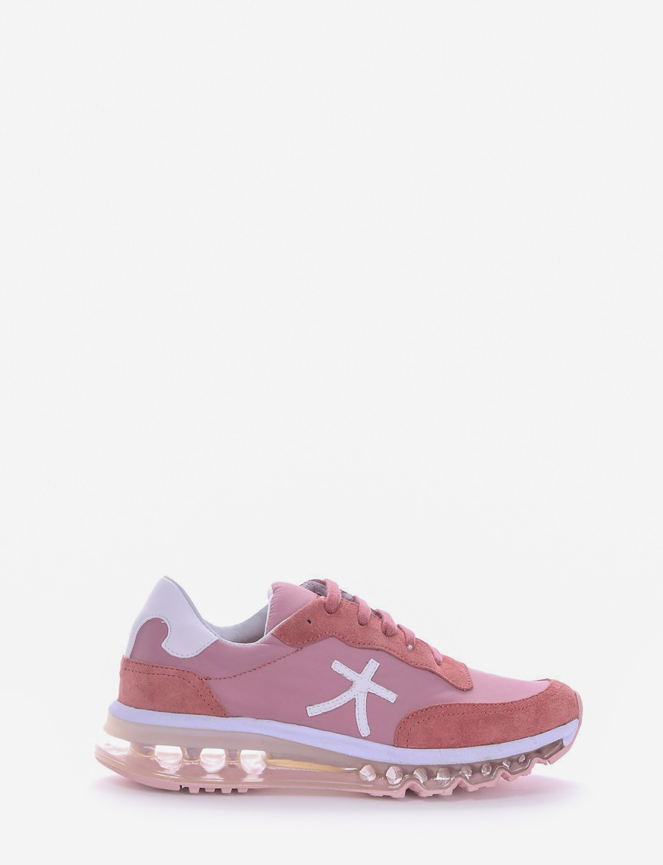 Sneakers pink leather