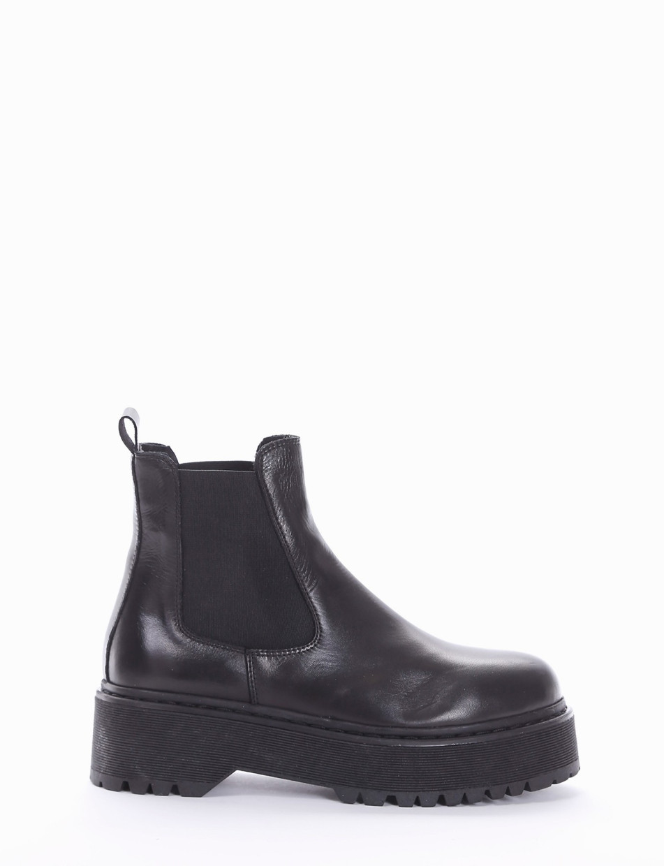 Low heel ankle boots heel 3 cm black leather