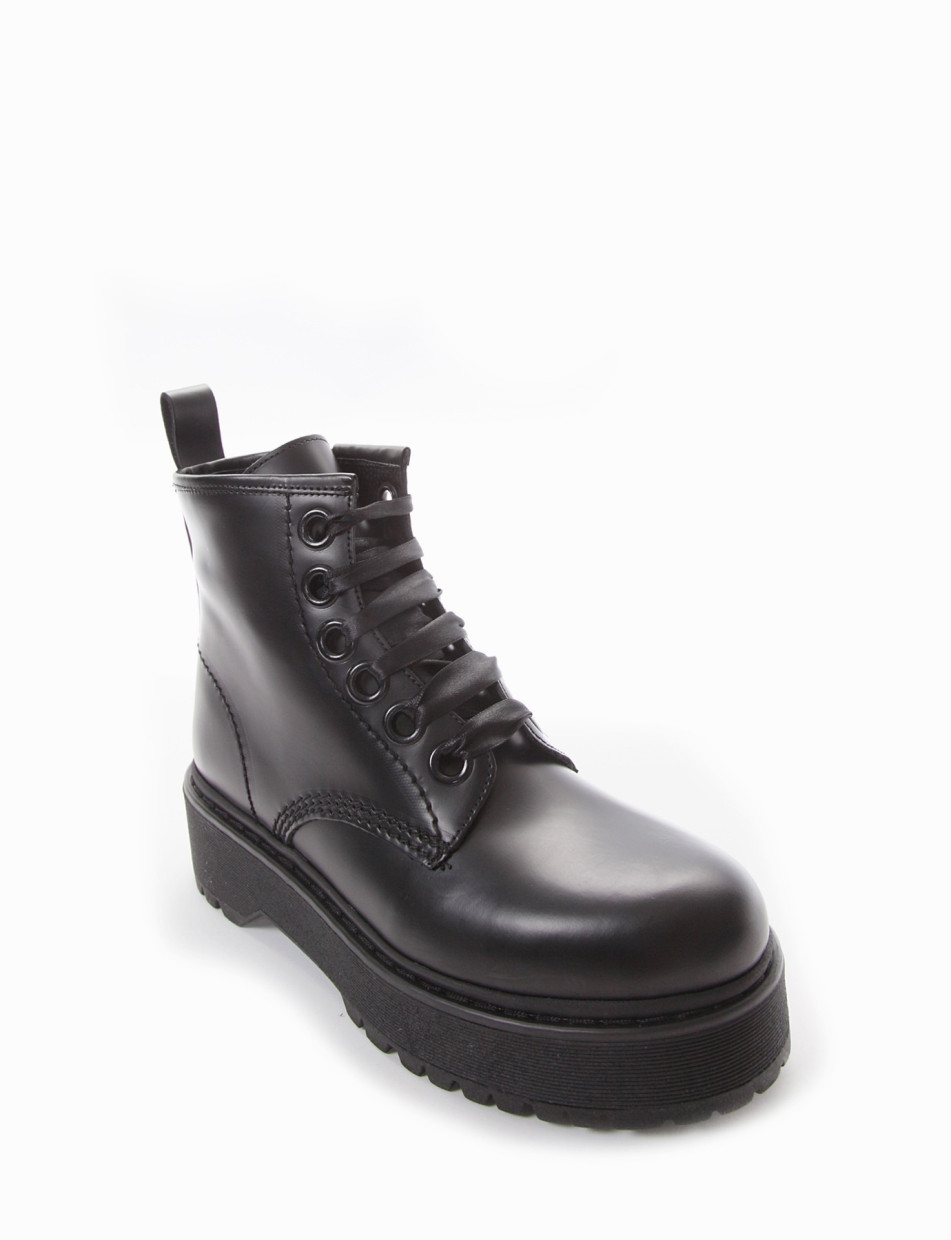 Combat boots heel 3 cm black leather