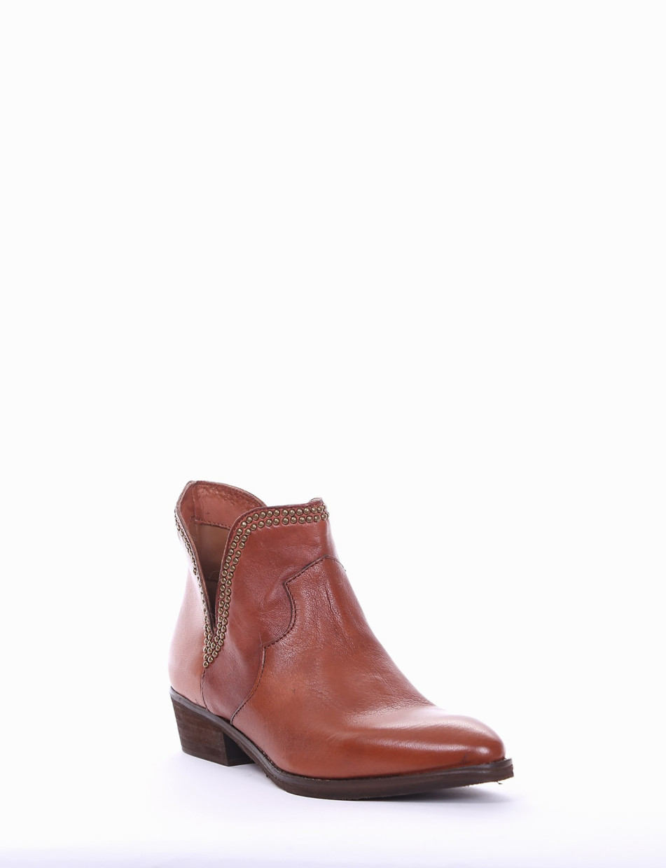 Low heel ankle boots heel 3 cm brown leather