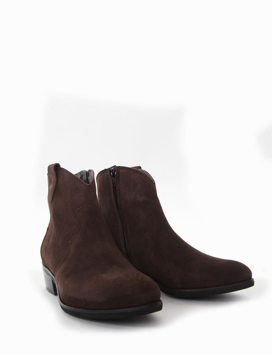 Low heel ankle boots heel 3 cm dark brown chamois