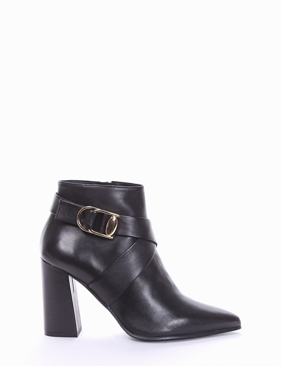 High heel ankle boots heel 9 cm black leather