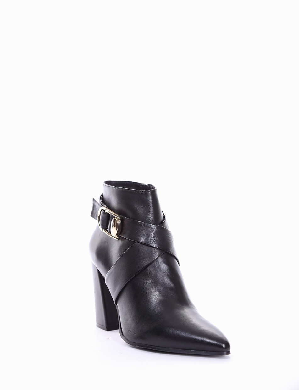 High heel ankle boots heel 9 cm black leather