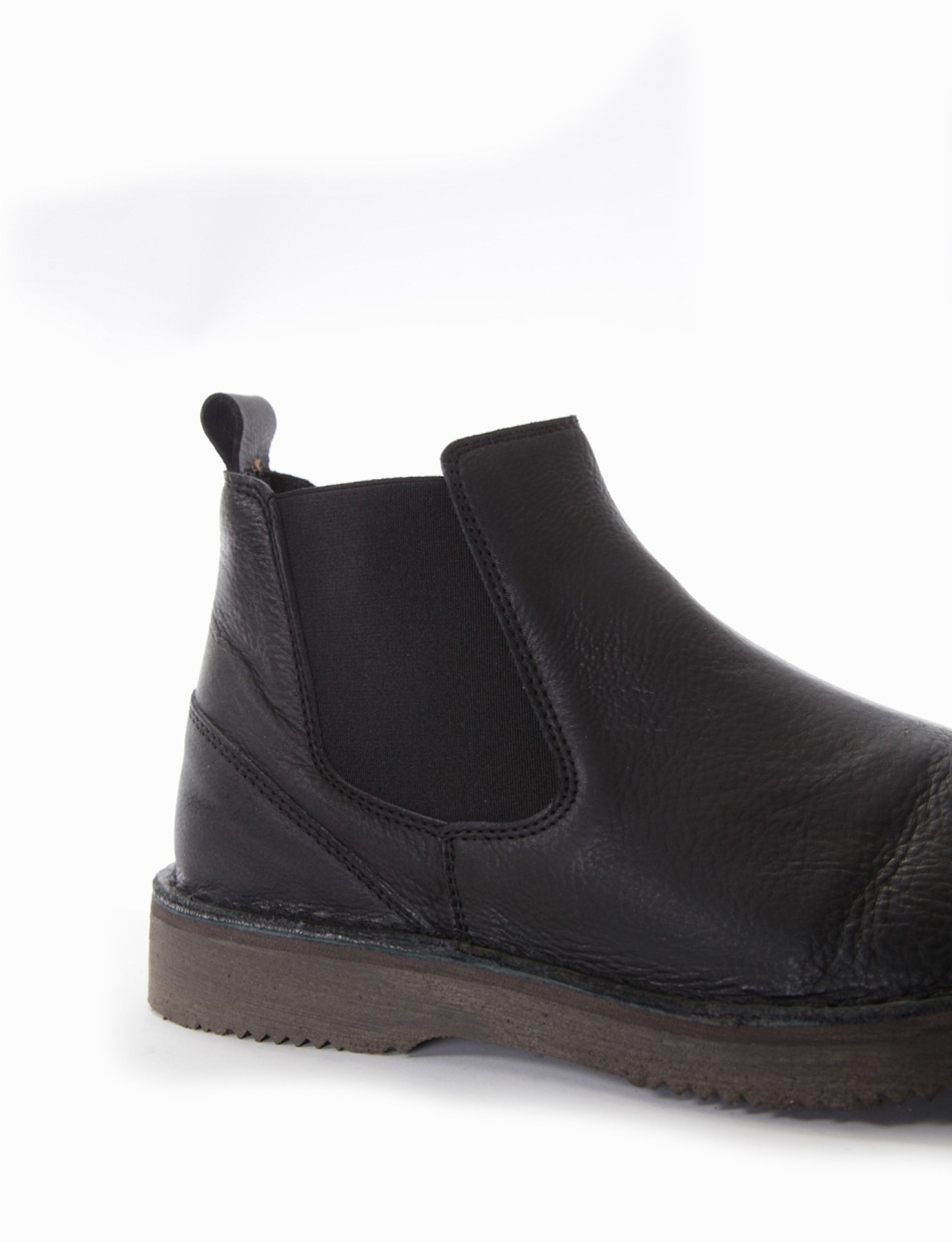 Ankle boots heel 2 cm black leather