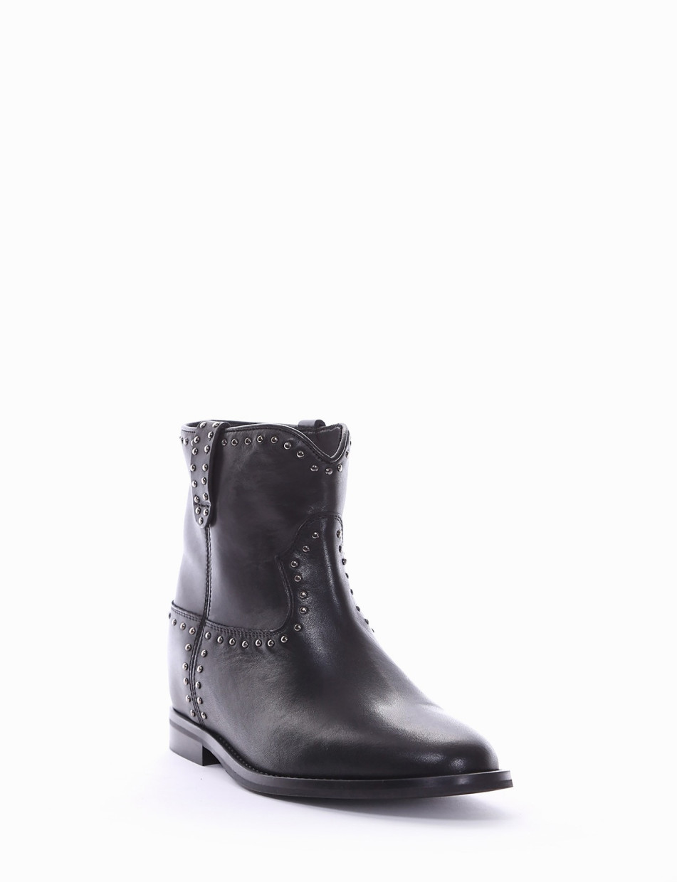 Low heel ankle boots heel 2 cm black leather