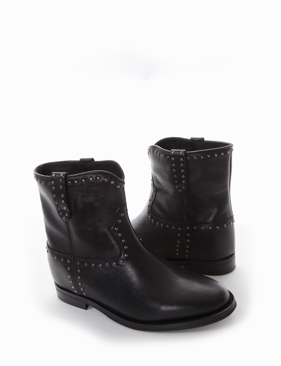 Low heel ankle boots heel 2 cm black leather