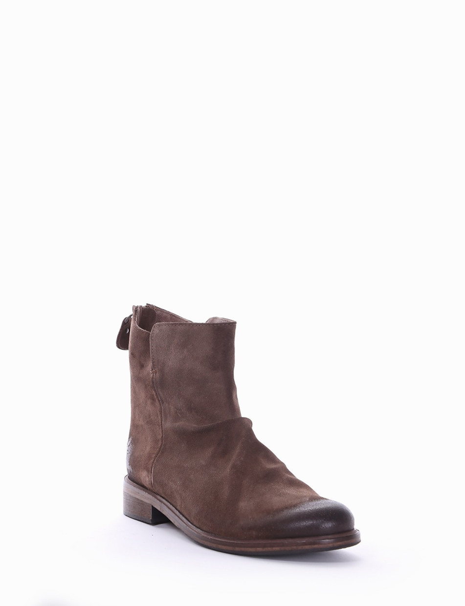 Low heel ankle boots heel 2 cm beige chamois