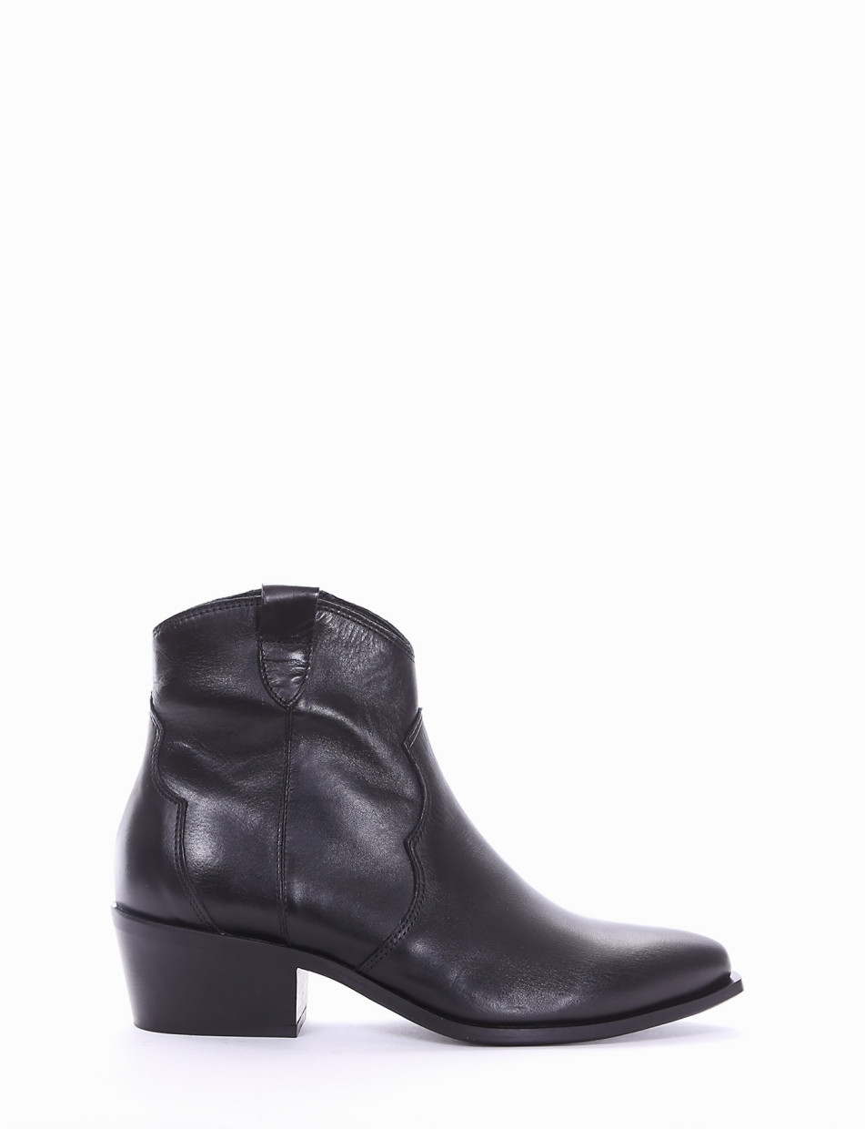stivaletto texano tacco 3 cm nero