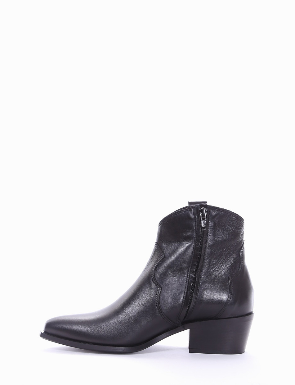 stivaletto texano tacco 3 cm nero
