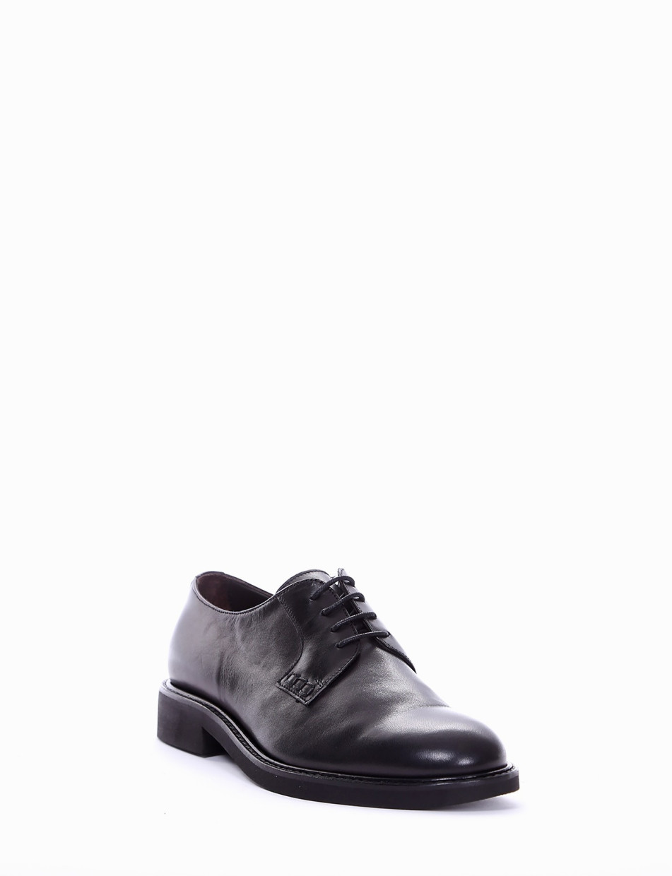 Lace-up shoes heel 2 cm black leather