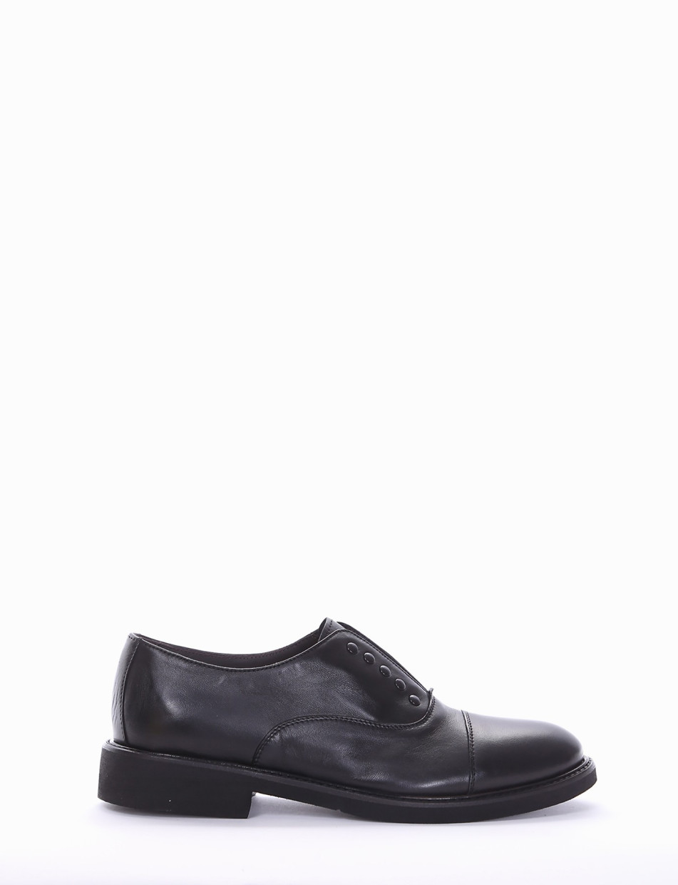 Lace up shoes heel 2 cm black leather