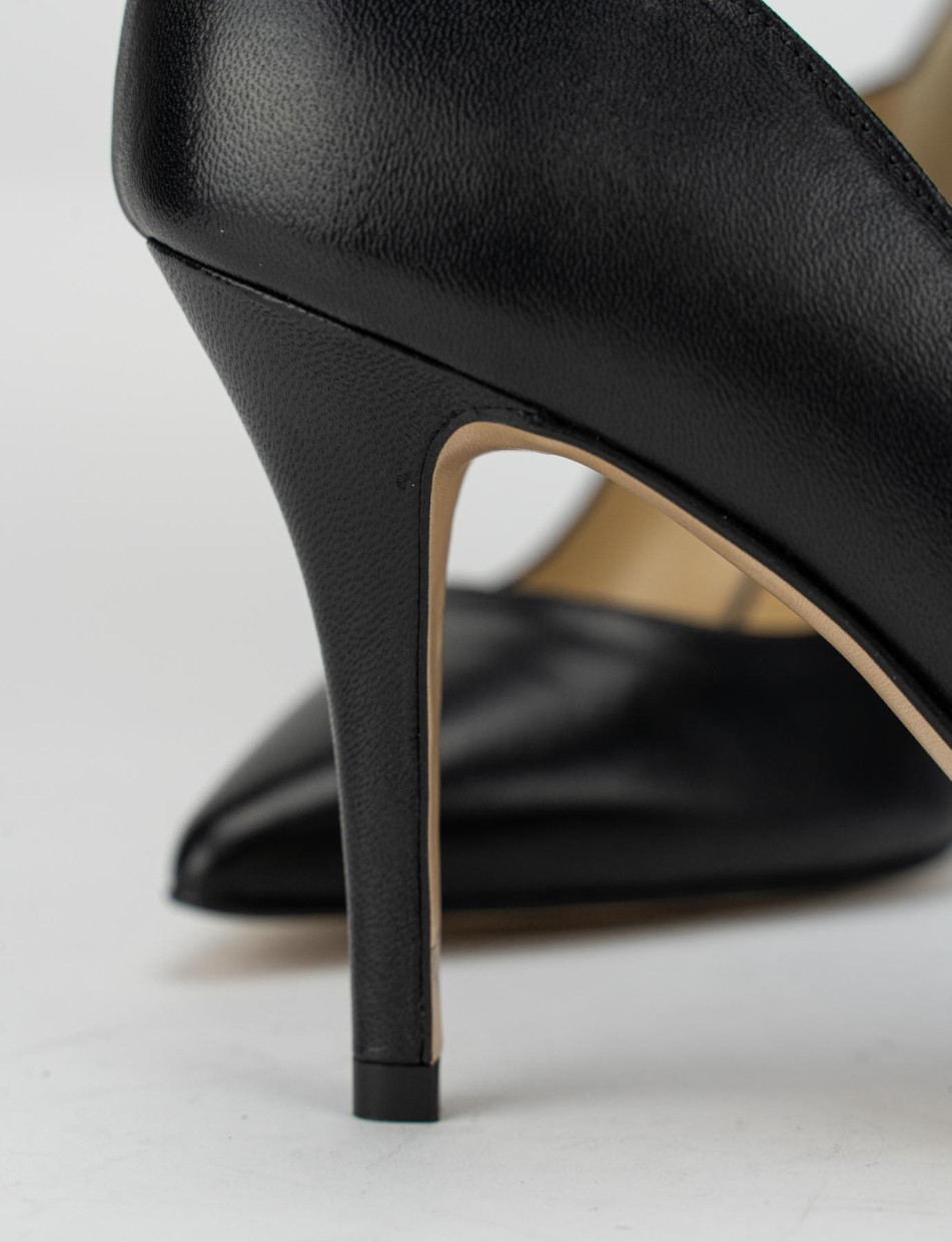Pumps heel 7 cm black leather