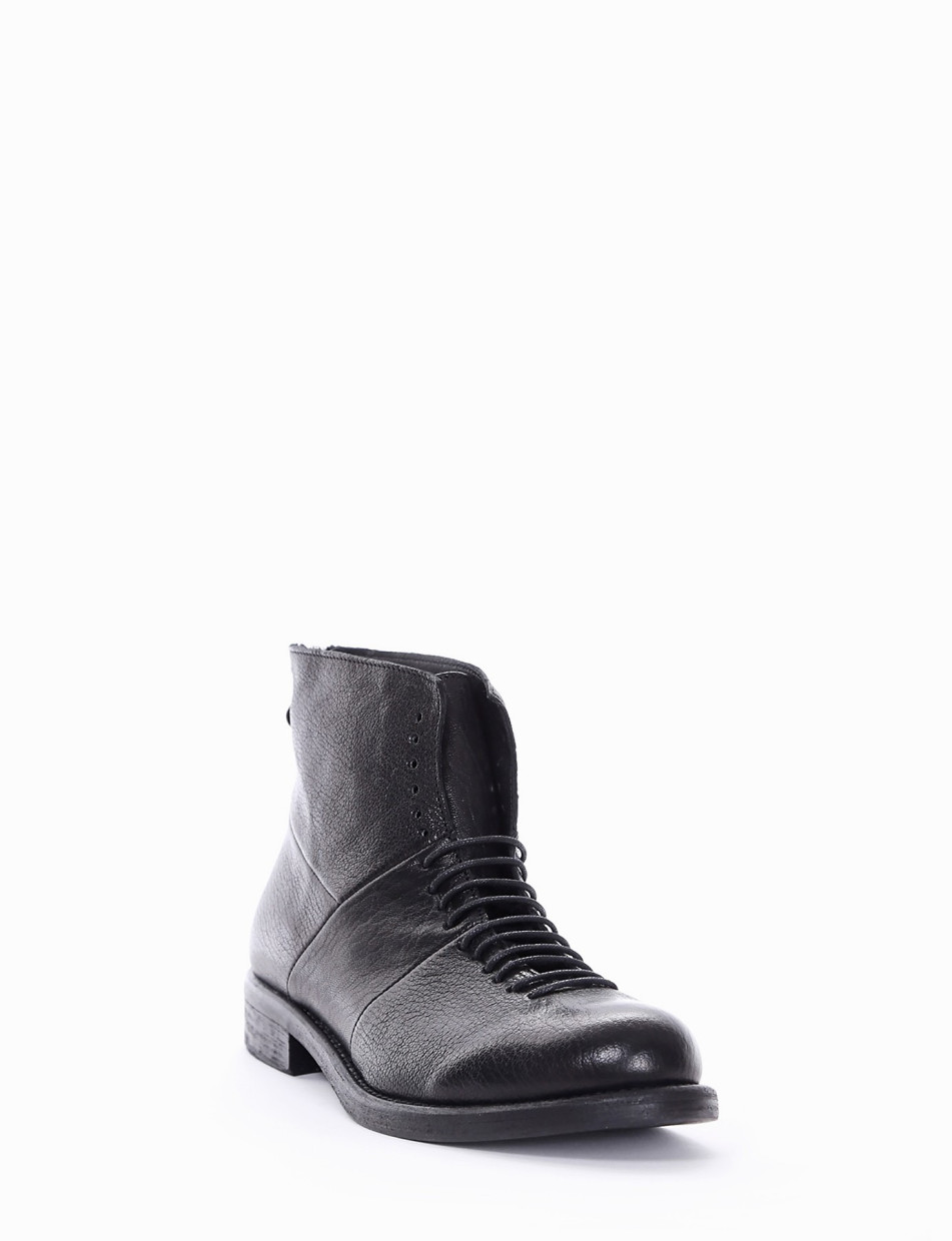 Combat boots heel 2 cm black leather