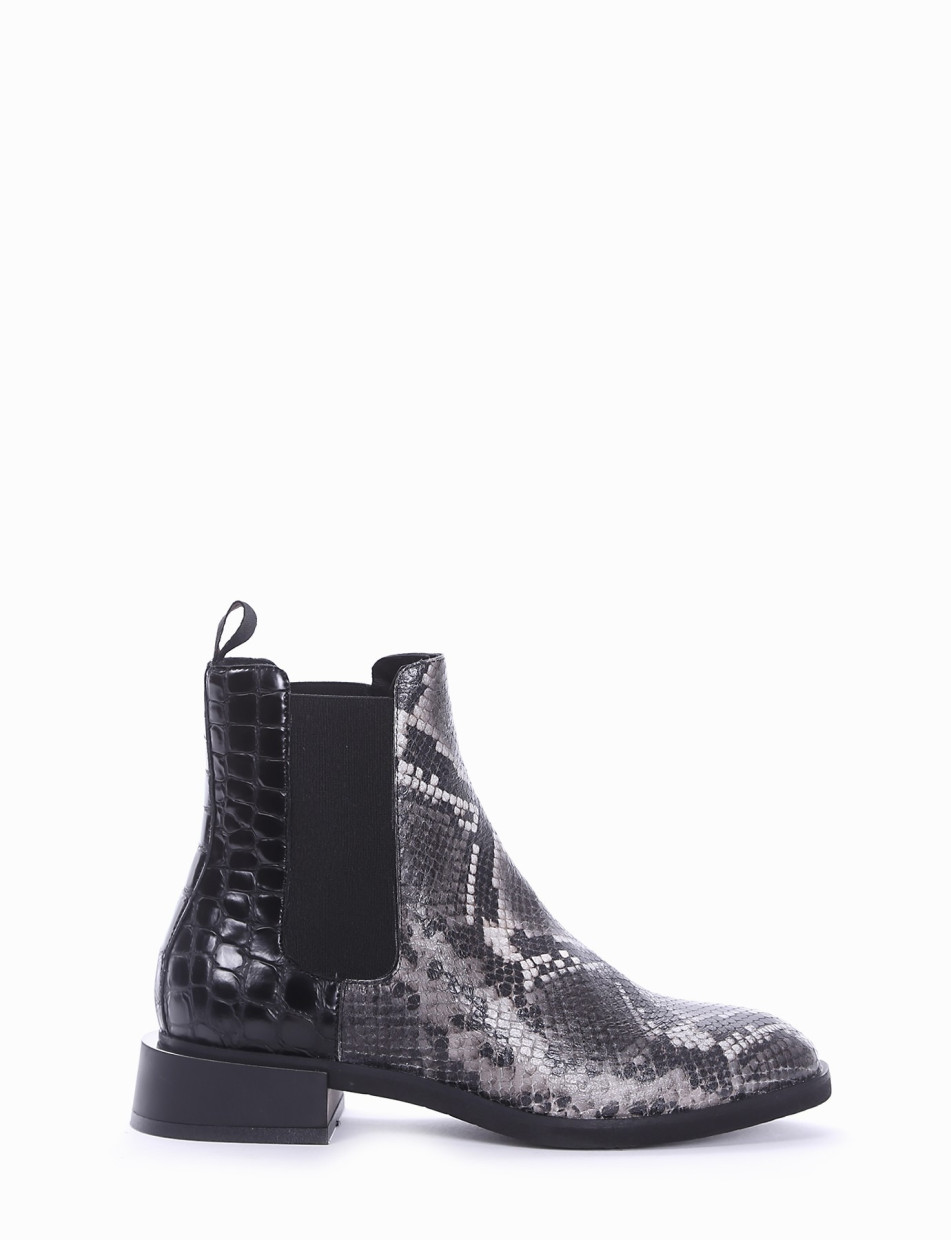 Low heel ankle boots heel 2 cm grey python