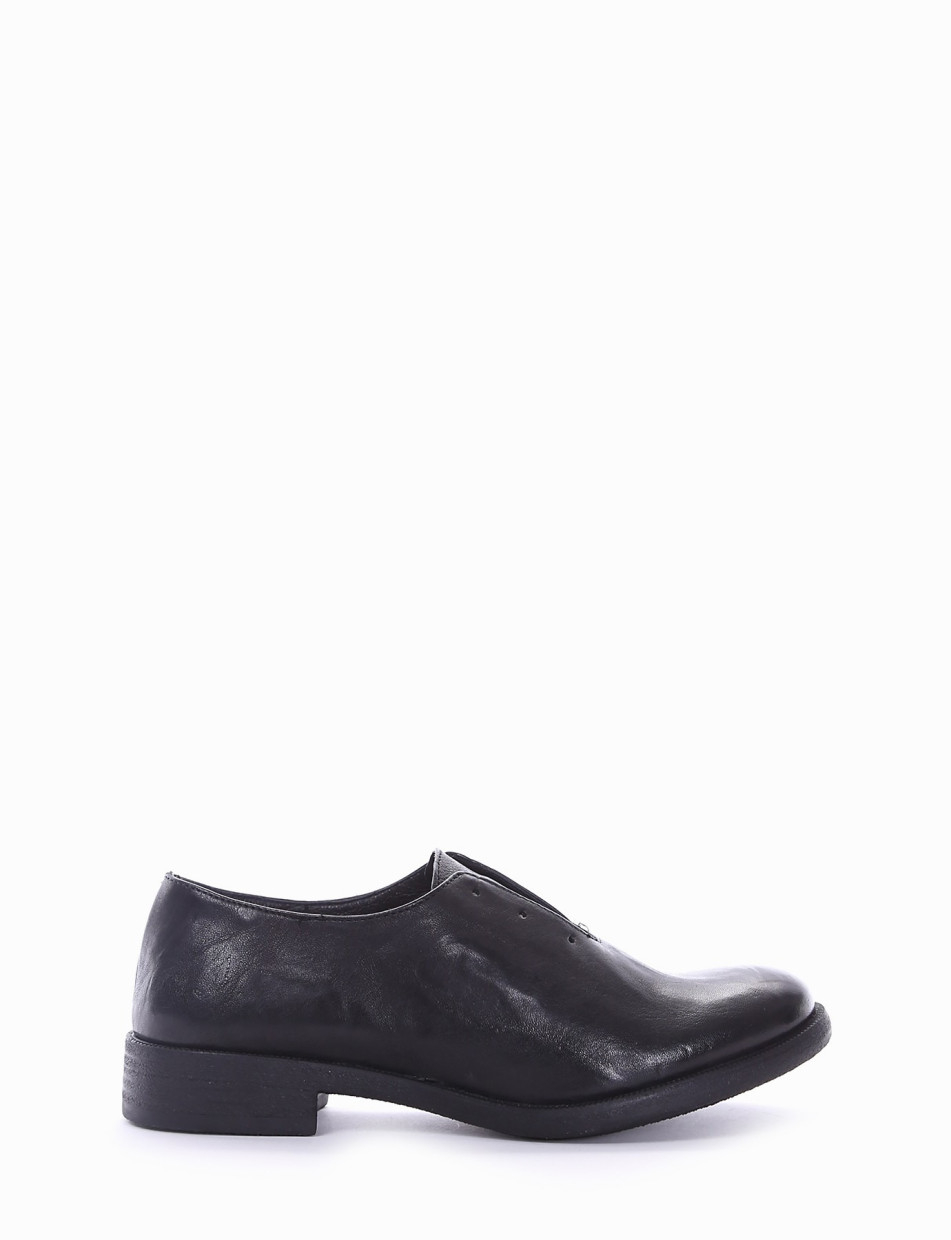 Lace-up shoes heel 2 cm black leather