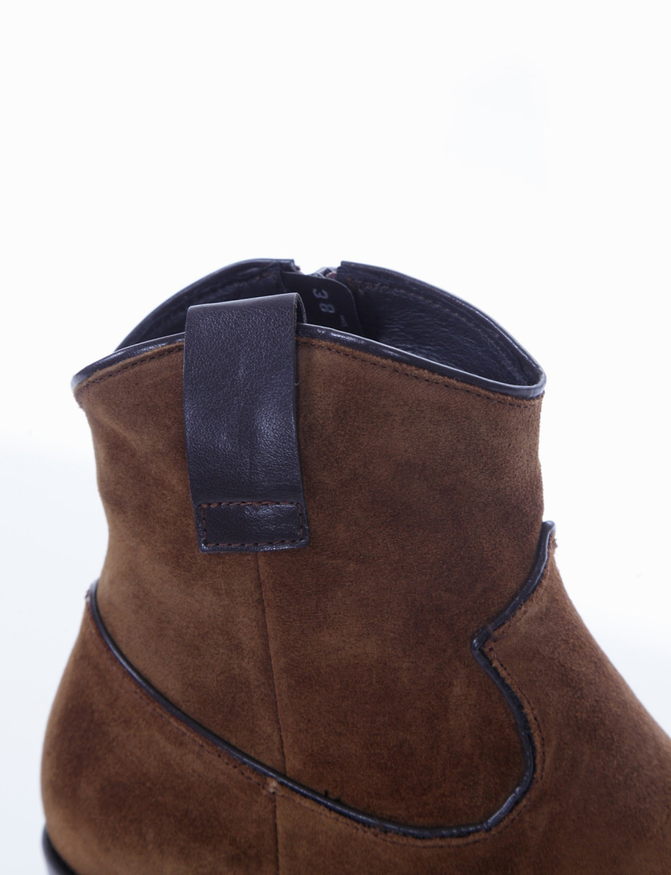 Low heel ankle boots heel 3 cm brown chamois