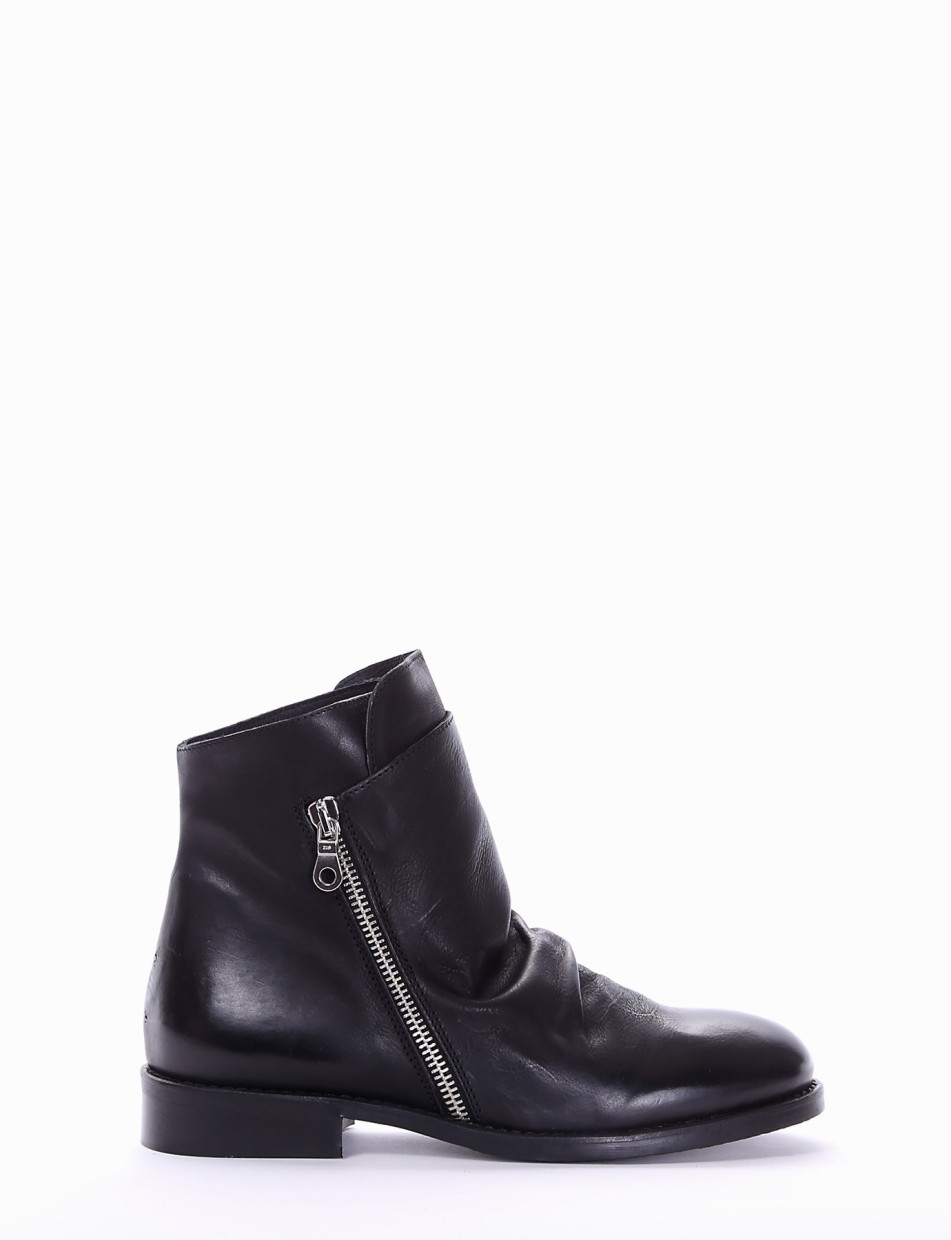 Low heel ankle boots heel 2 cm black leather