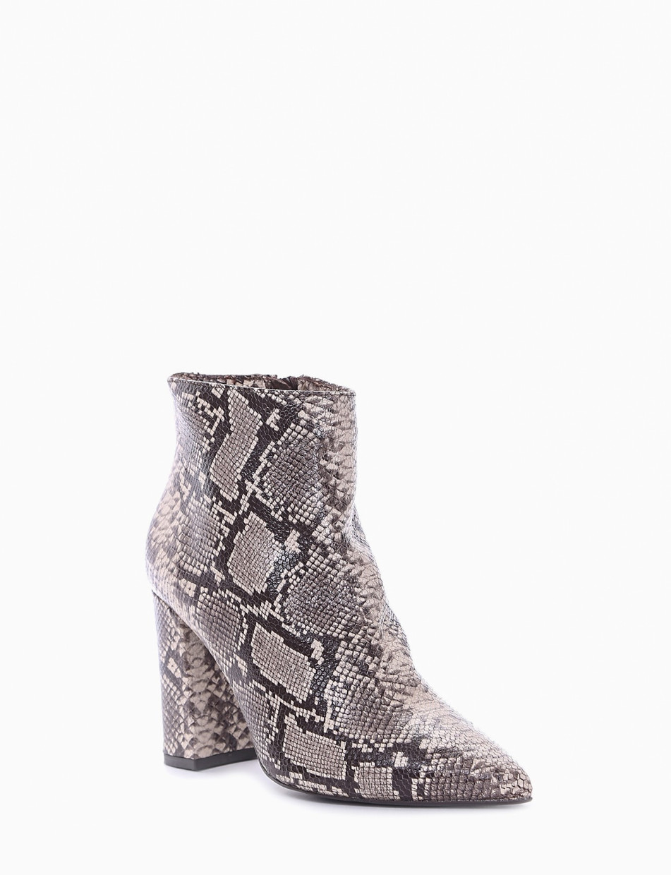 High heel ankle boots heel 9 cm multicolor python