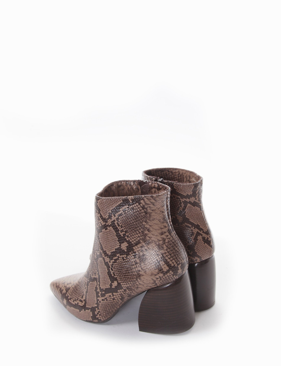 High heel ankle boots heel 5 cm brown python