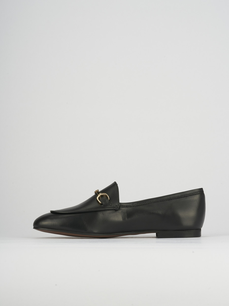 Loafers heel 1 cm black leather