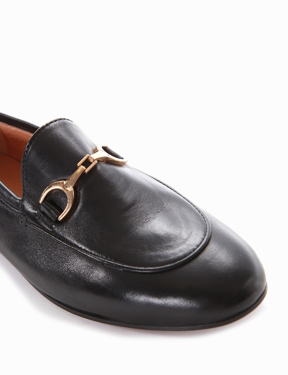 Loafers heel 1 cm black leather