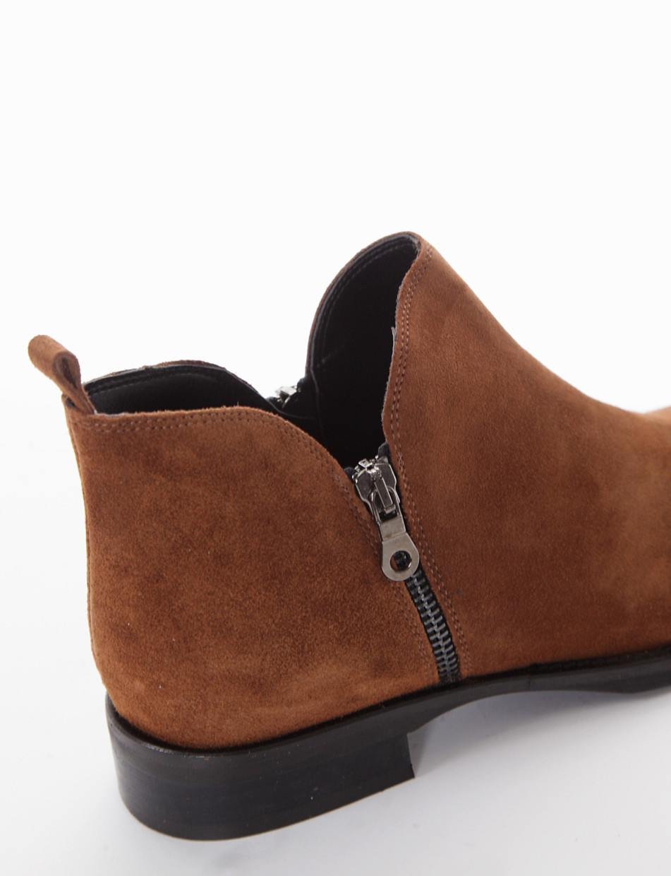 Low heel ankle boots heel 2 cm brown chamois