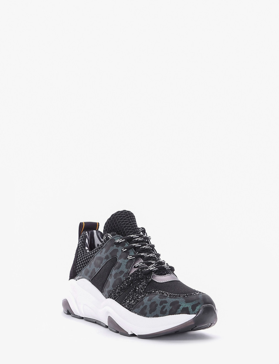 Snkrs riporto leopardo