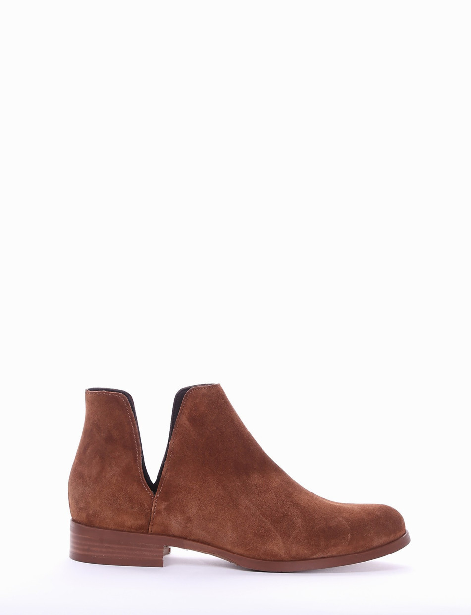 Low heel ankle boots heel 2 cm brown chamois