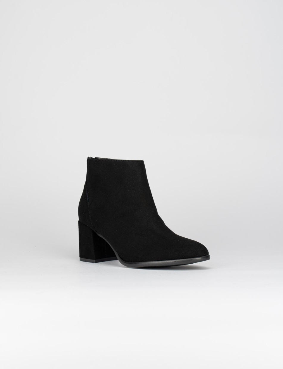 High heel ankle boots heel 5 cm black chamois