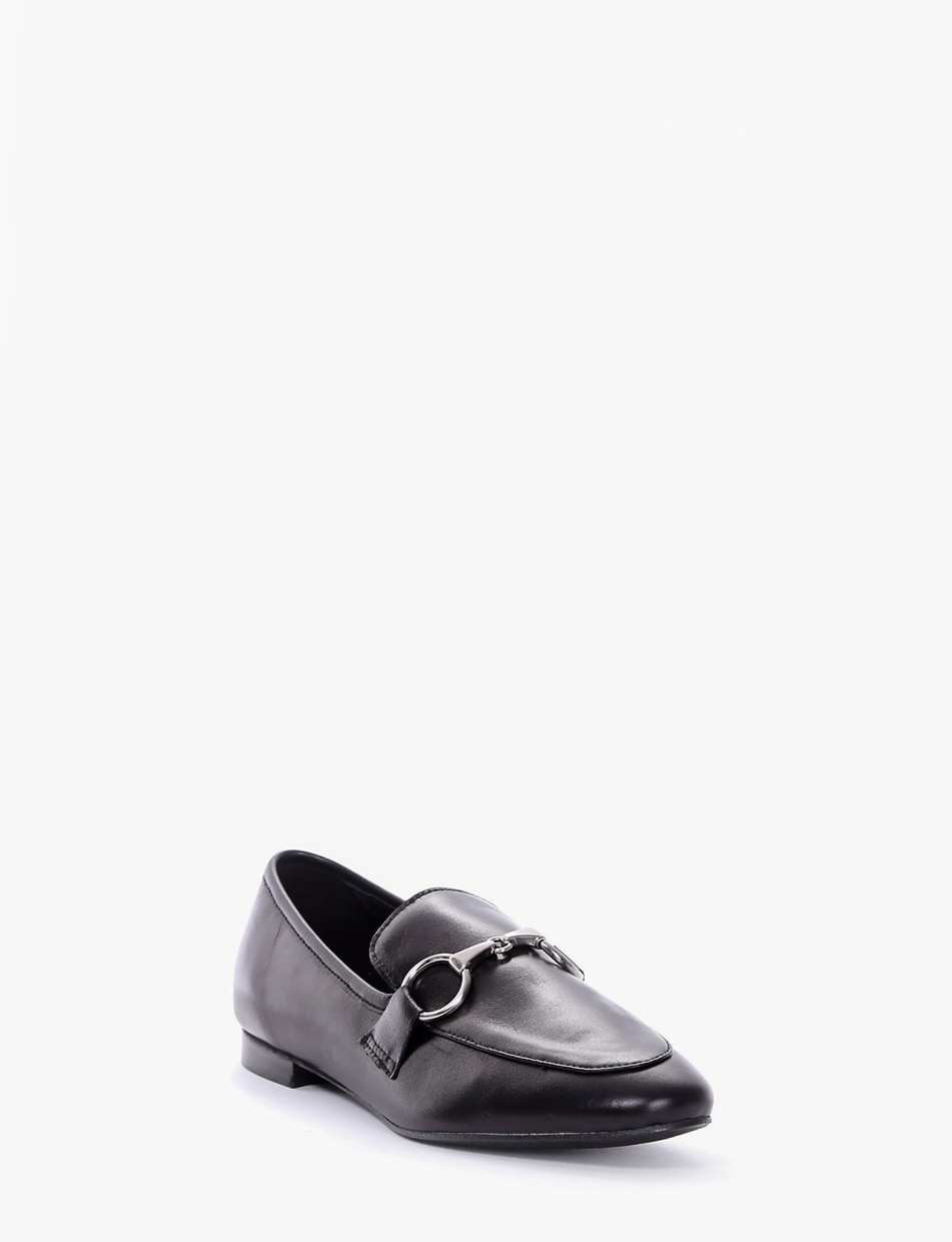 Loafers heel 1 cm black leather