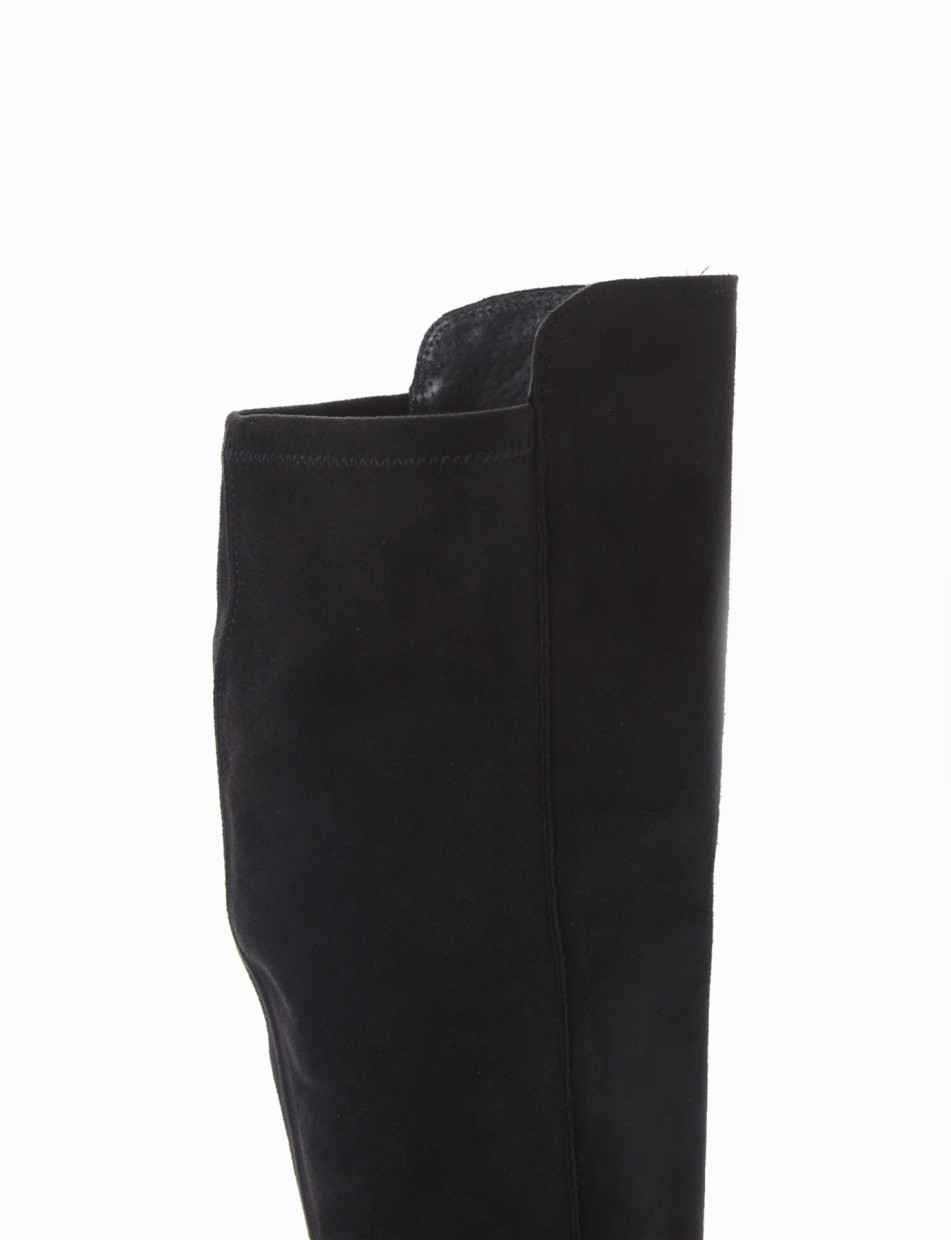 Low heel boots heel 2 cm black chamois