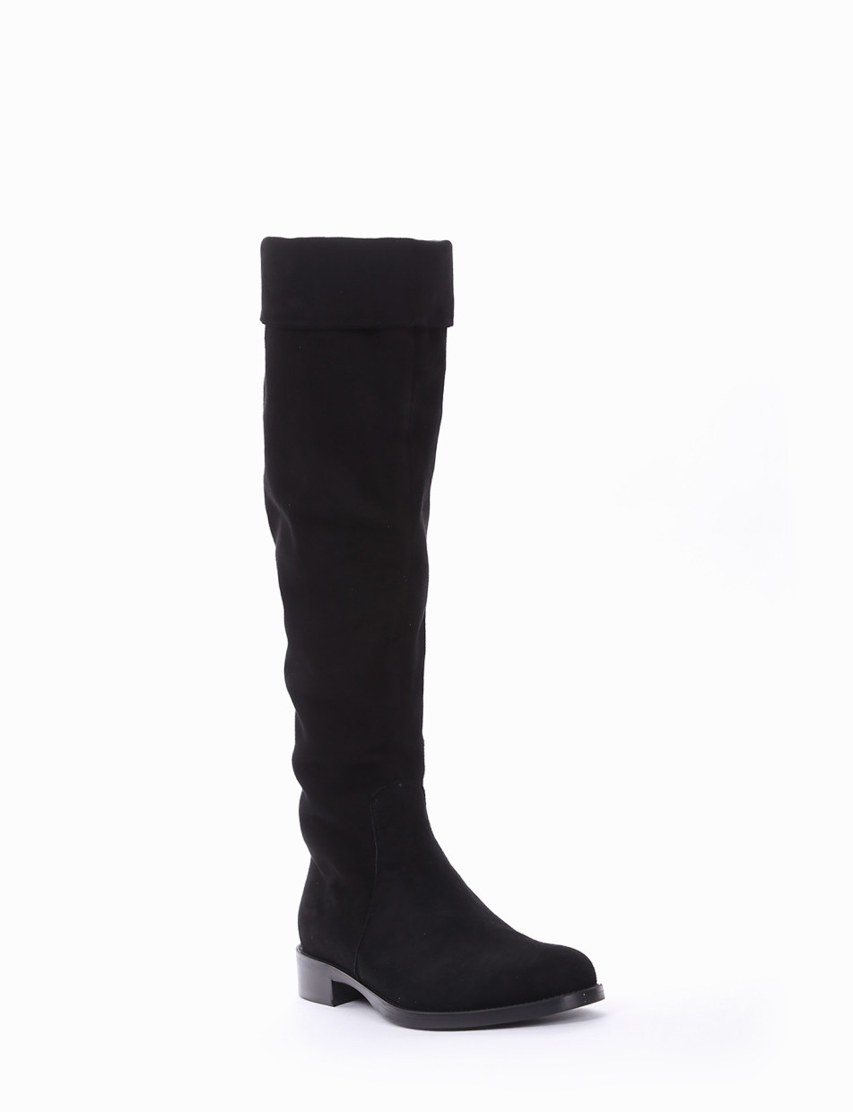 Low heel boots heel 2 cm black chamois