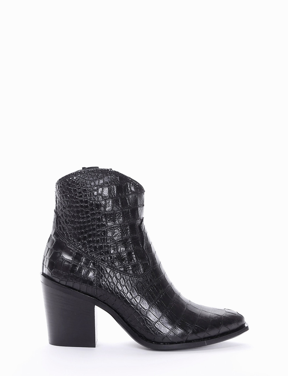 High heel ankle boots heel 7 cm black coconut