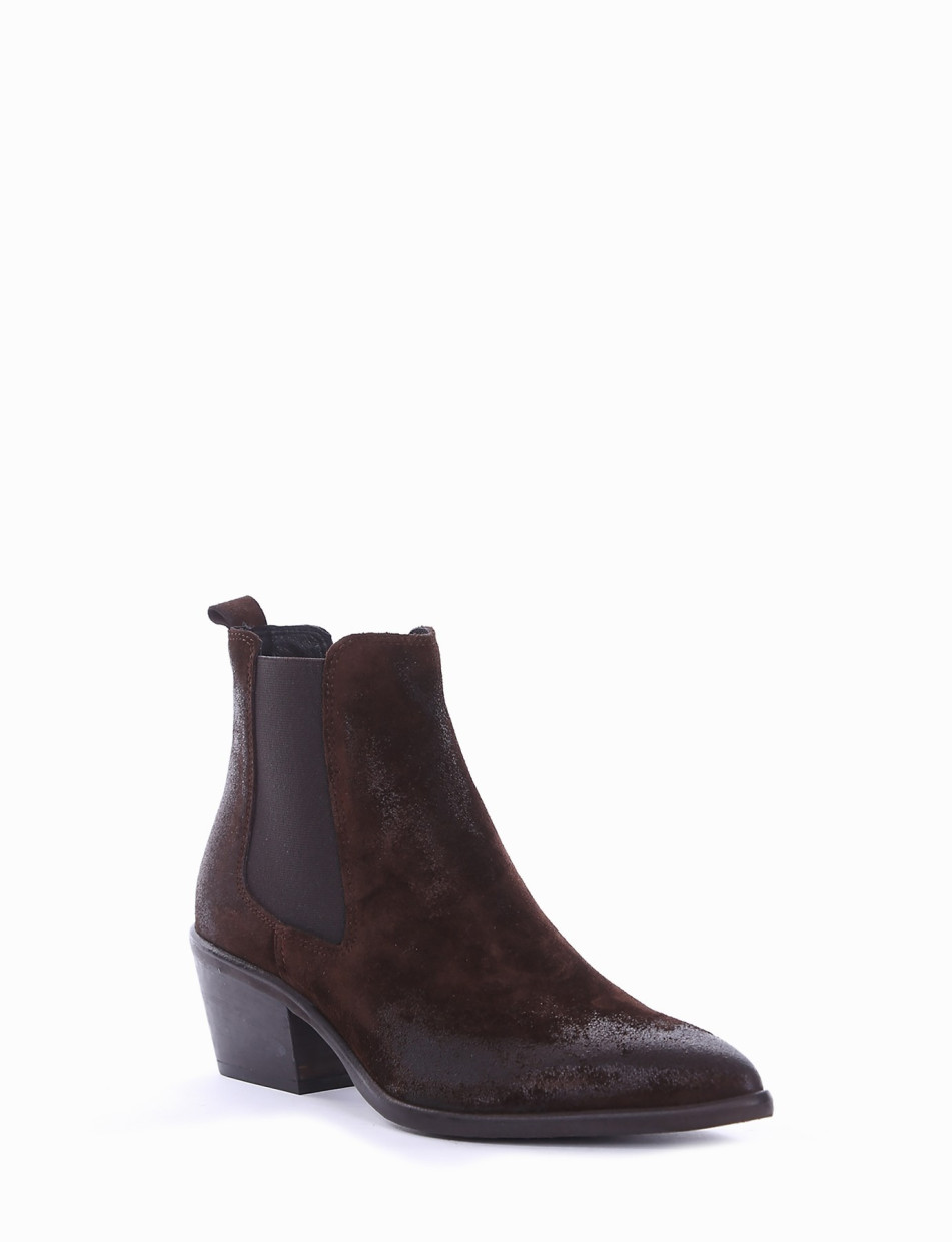 Low heel ankle boots heel 4 cm dark brown