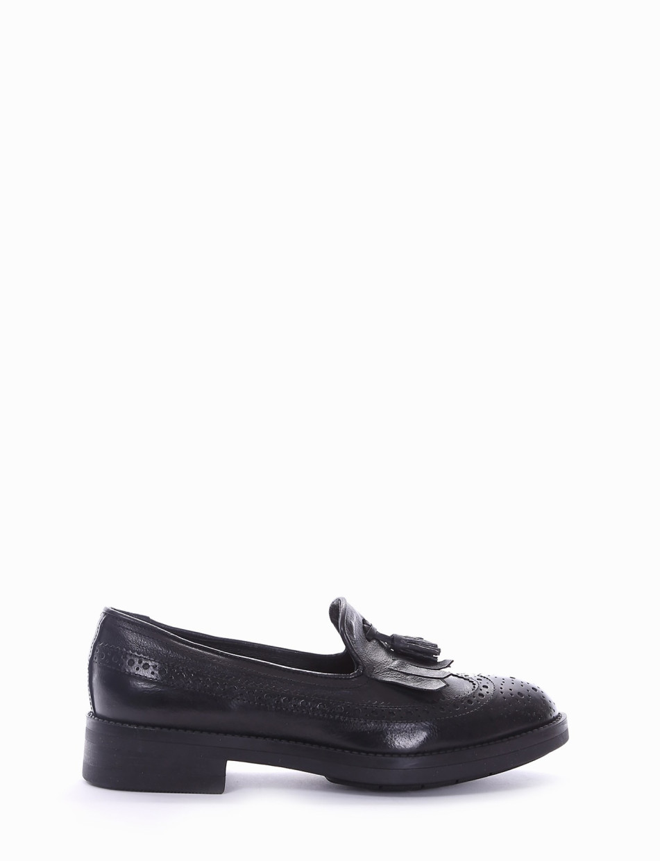 Loafers heel 2 cm black leather