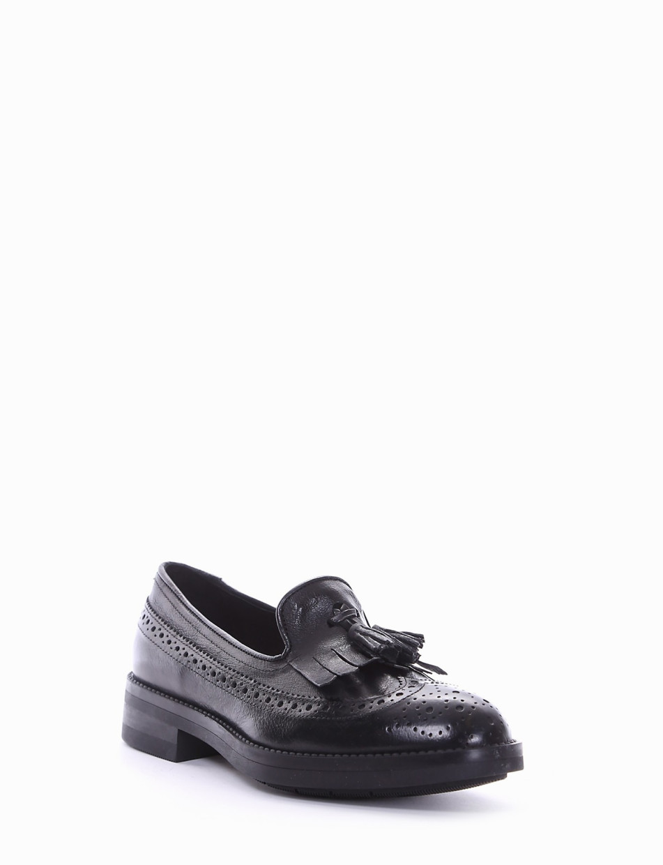 Loafers heel 2 cm black leather