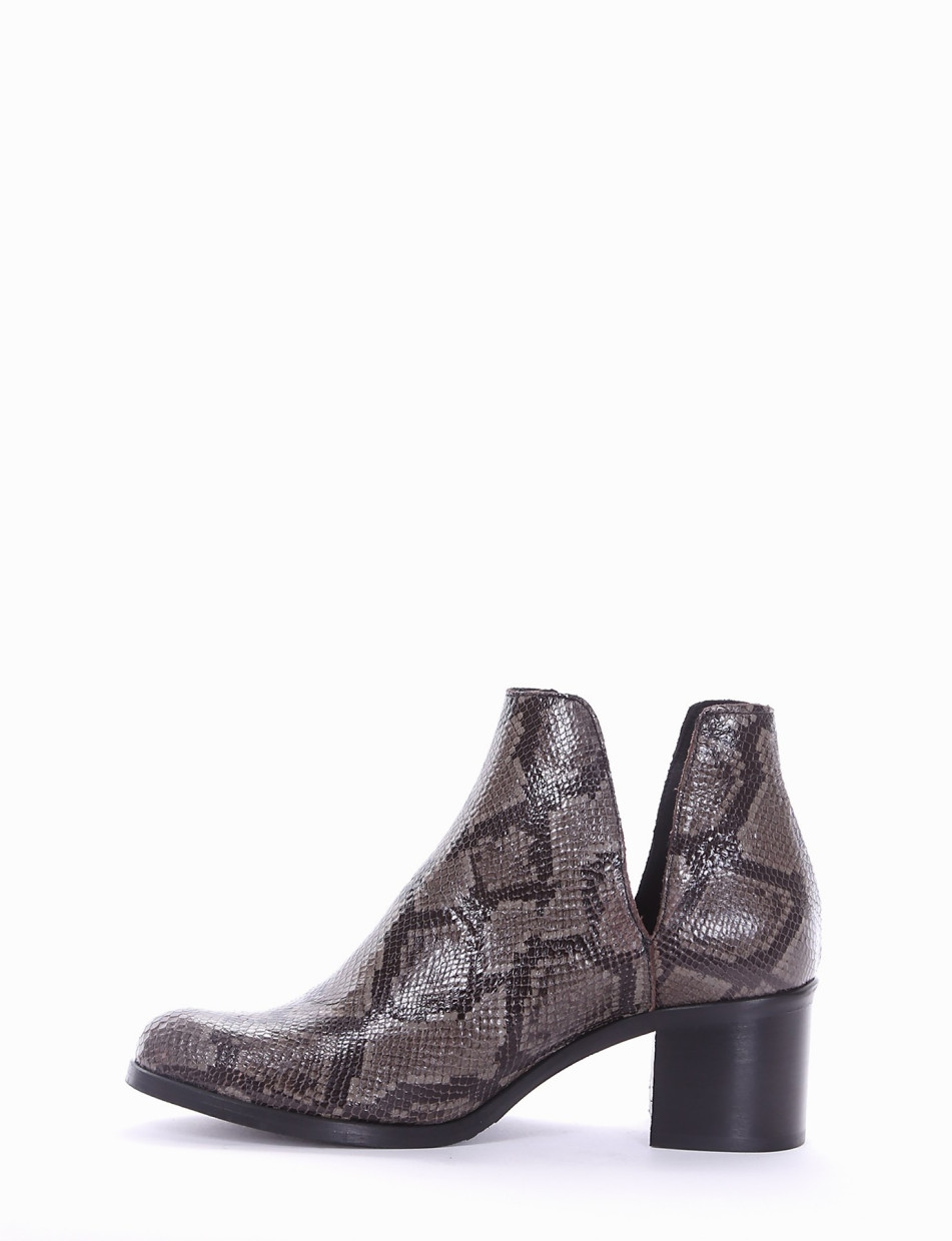 High heel ankle boots heel 5 cm grey python