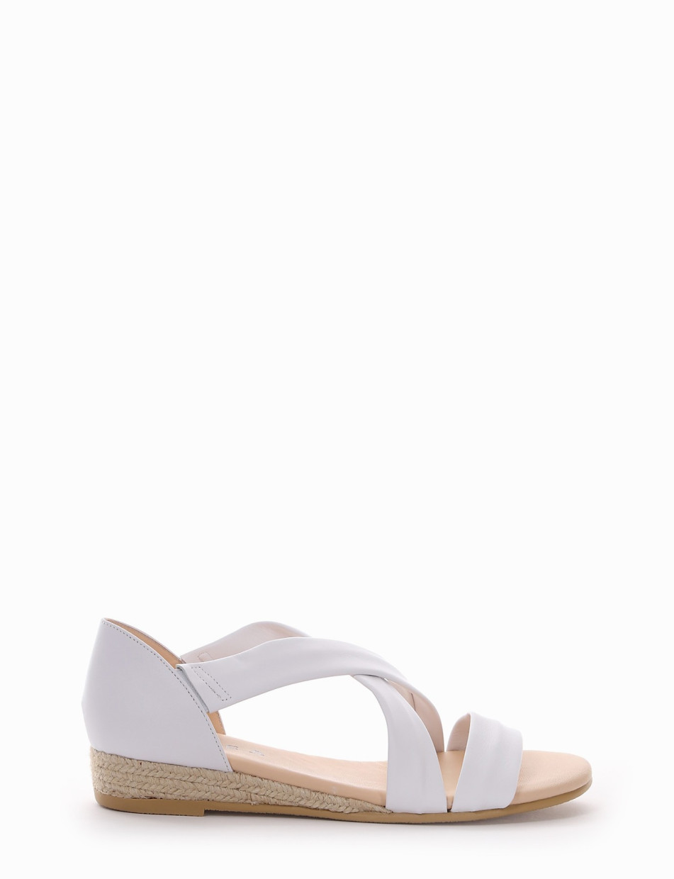 Wedge heels heel 3 cm white leather