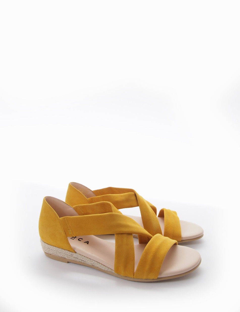 Sandalo con zeppa 30 in corda giallo