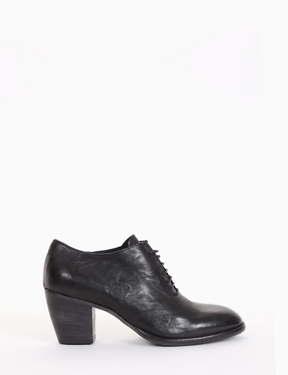 Lace-up shoes heel 8 cm black leather